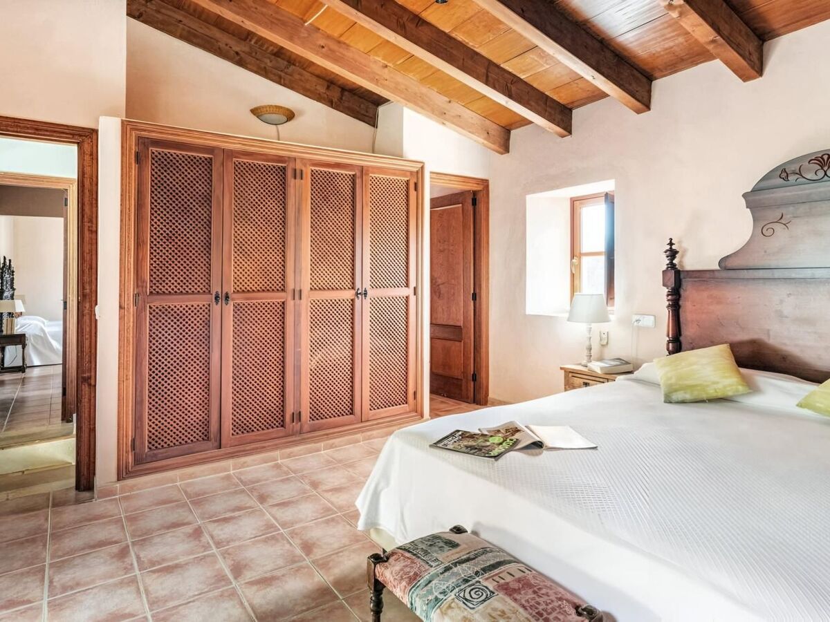 Maison 8 personnes avec piscine privée à Santa Maria del Cami - Photo 18