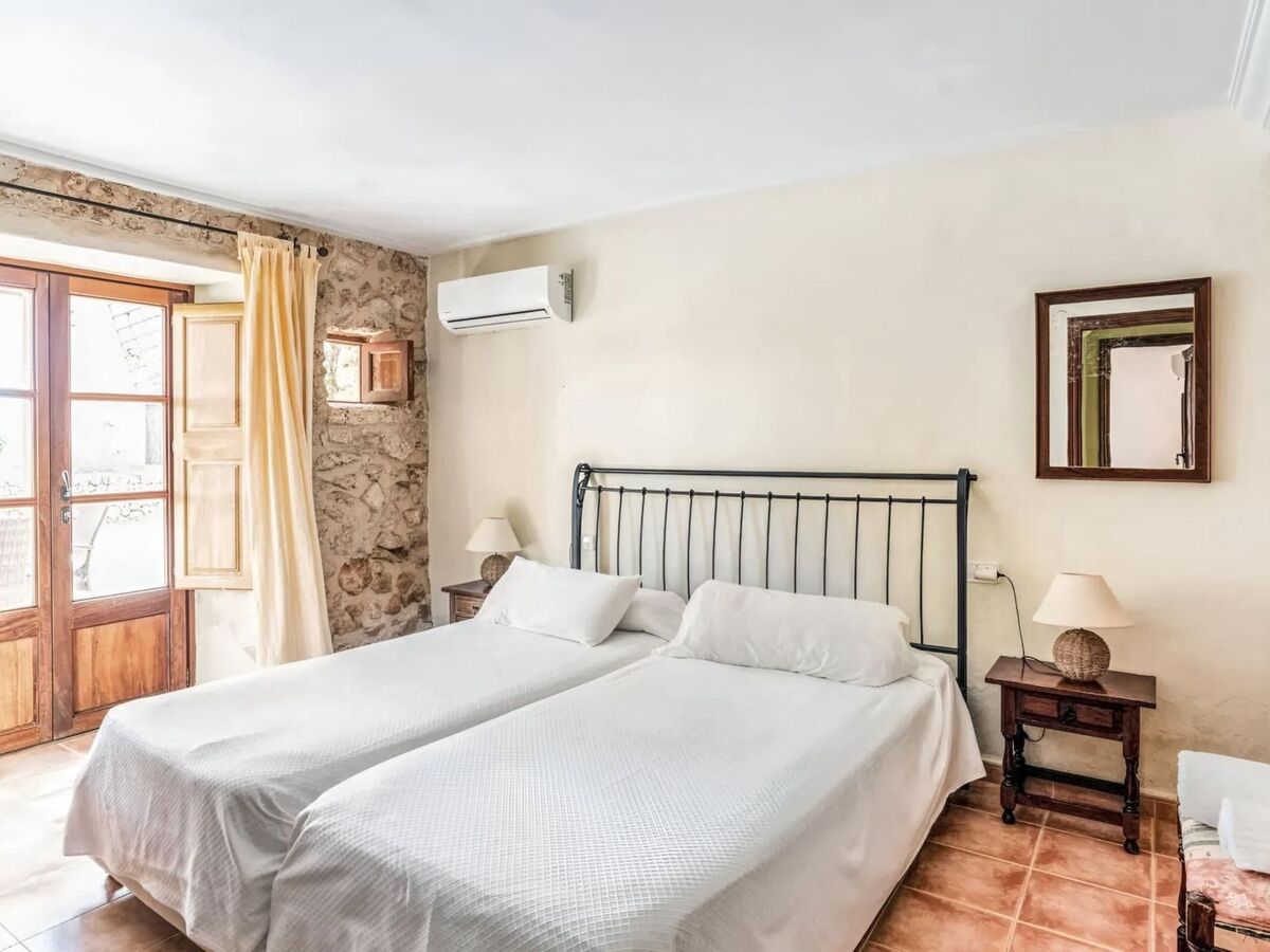 Maison 8 personnes avec piscine privée à Santa Maria del Cami - Photo 20