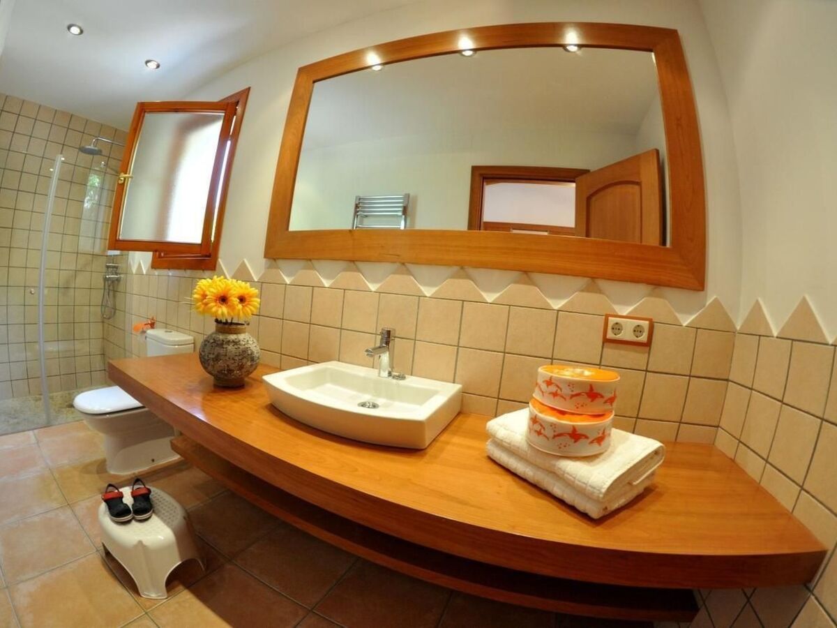 Villa avec piscine 8x4m et jardin à Crestatx - Photo 27