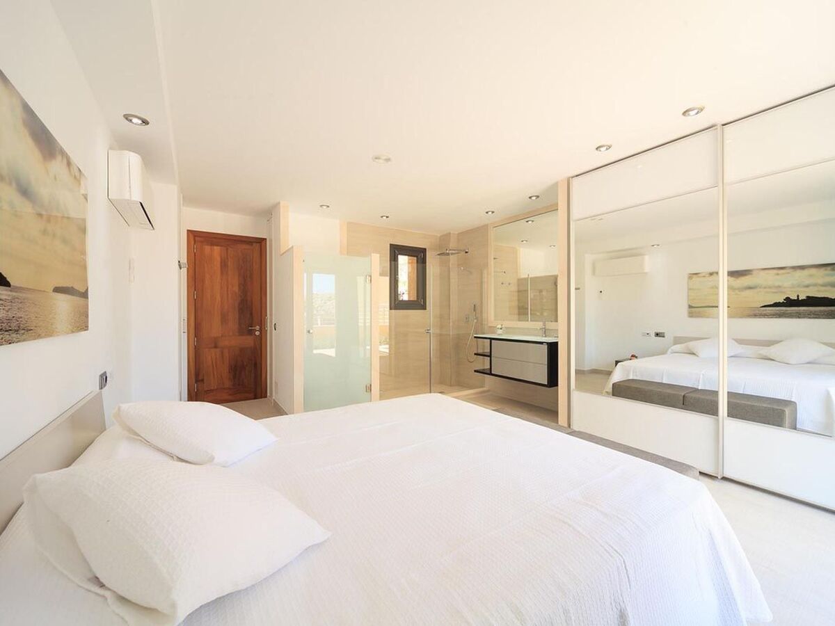Villa ultramoderne Cala Sant Vicenç, 200m plage - Photo 24