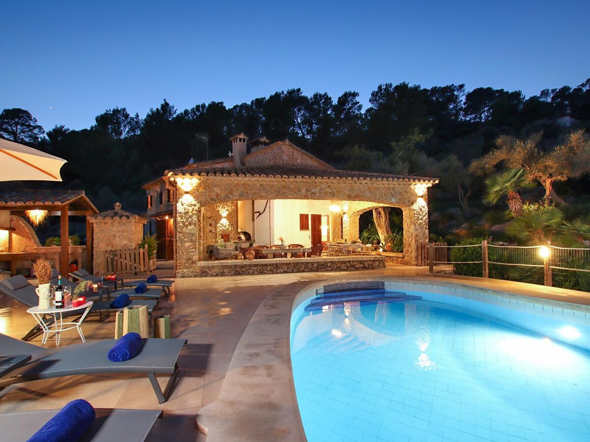 Villa Alordes, maison rustique 5 chambres à Pollença - Photo 1