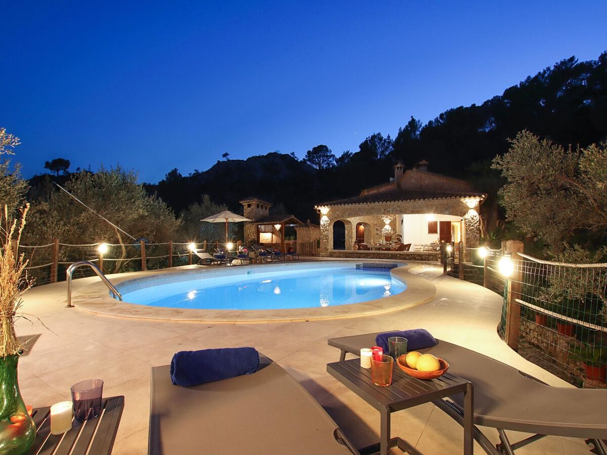 Villa Alordes, maison rustique 5 chambres à Pollença - Photo 2