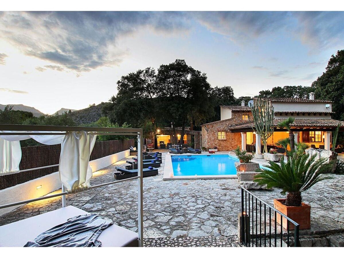 Villa Las Encinas, 4 chambres avec piscine à Pollença - Photo 1