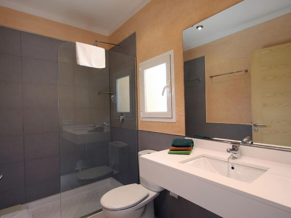 Villa Medina, maison 4 chambres à 325 m des plages - Photo 15