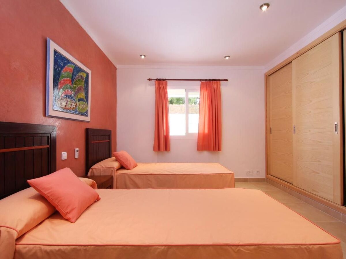 Villa Medina, maison 4 chambres à 325 m des plages - Photo 28