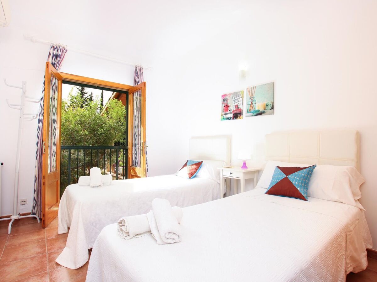 Maison plain-pied à Cala San Vicente, piscine 10x5 m et jardin - Photo 27