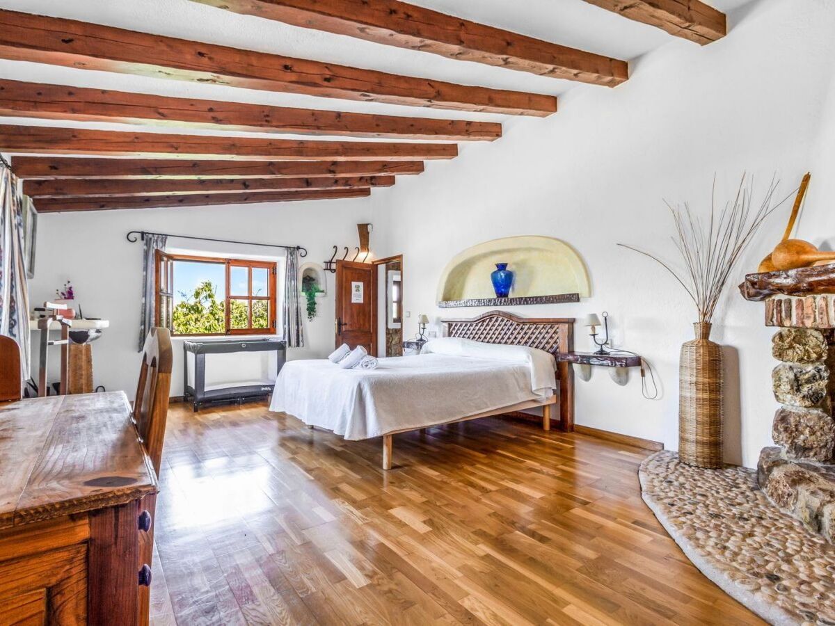 Maison en pierre à Cala San Vicente, piscine et jardins - Photo 12