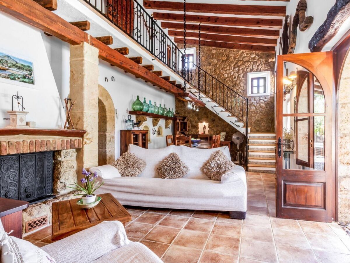 Maison en pierre à Cala San Vicente, piscine et jardins - Photo 17