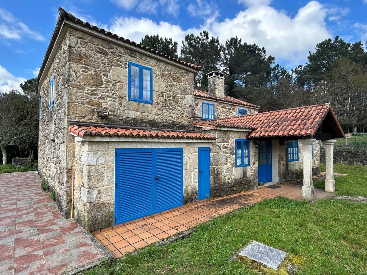 Haus Lucia – Maison en pierre à Moreira, jardin 3 000 m² - Photo 3