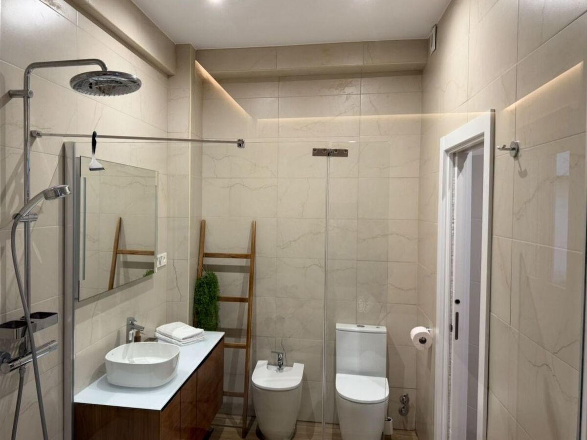 Appartement centre de Bilbao – parking privé et cheminée - Photo 8