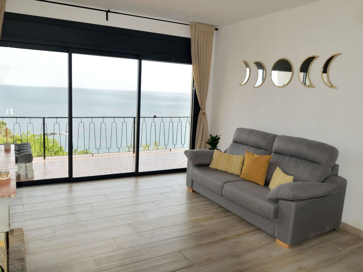Appartement Cau del Llop à Llançà, vue mer et terrasse - Photo 4