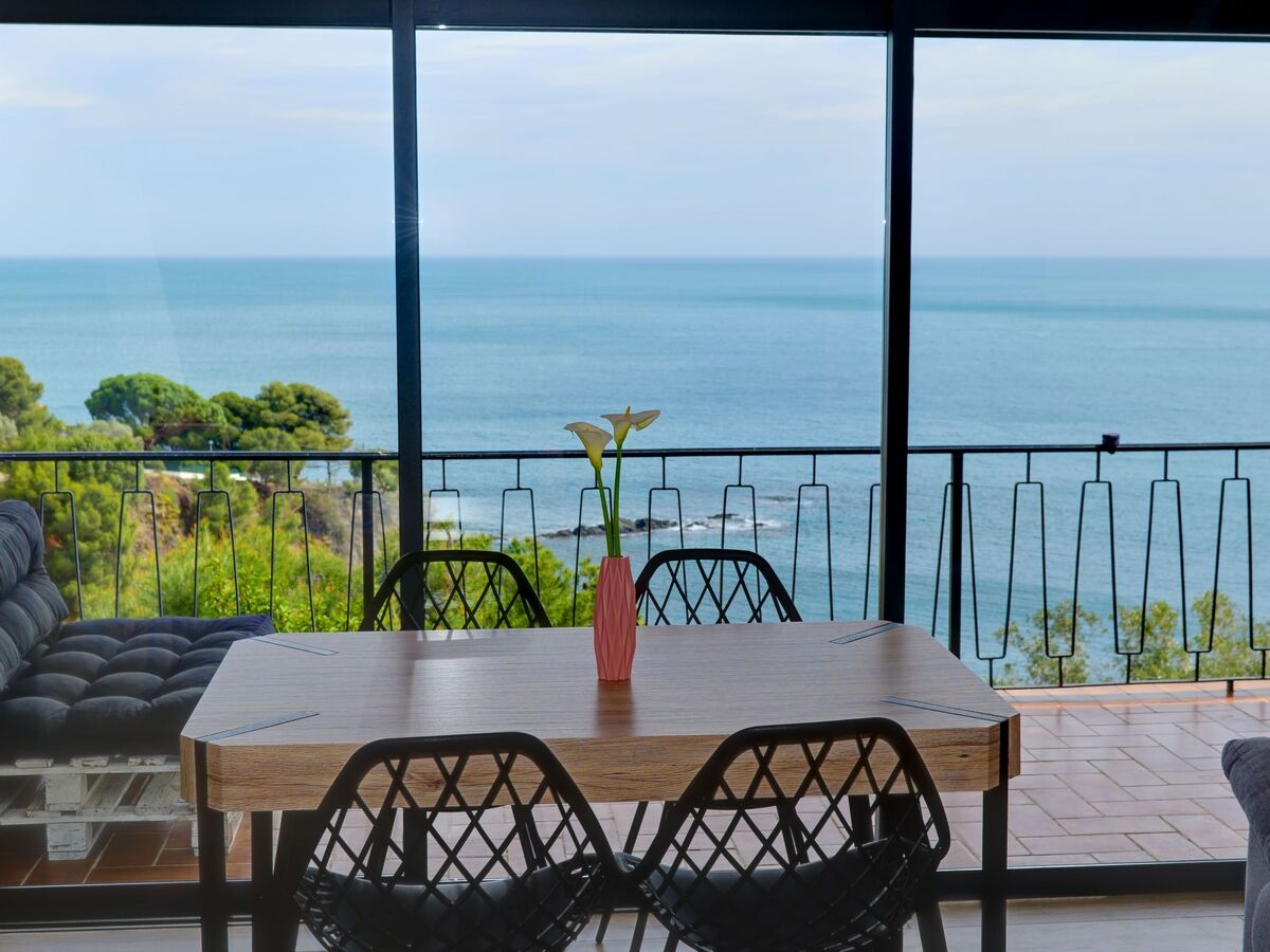 Appartement Cau del Llop à Llançà, vue mer et terrasse - Photo 5