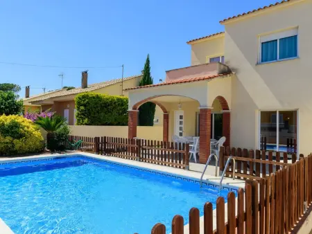 Location maison à L'Escala, Costabravaforrent Ricardell, Haus mit Pool
