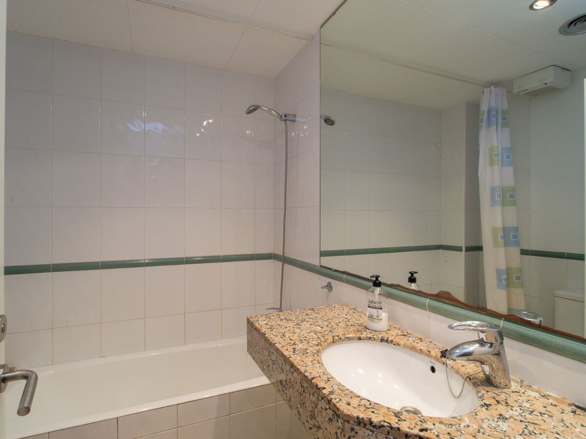 Maison mitoyenne 3 chambres à 200m des plages - Photo 21
