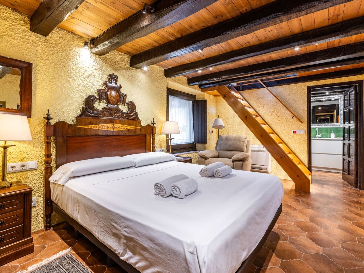 Mas catalan du 16e siècle, 7 chambres avec piscine - Photo 22