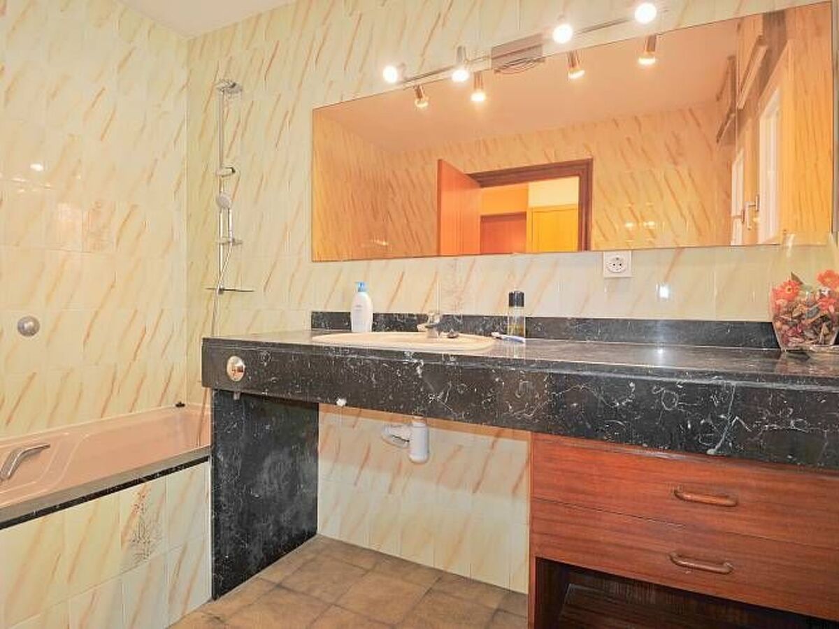 Villa Fluvia : maison 17 pers, piscine, vue mer à Lloret de Mar - Photo 16