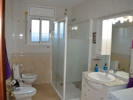 Chalet Vista Cunit – 7 chambres, piscine privée, vue mer : photo 22