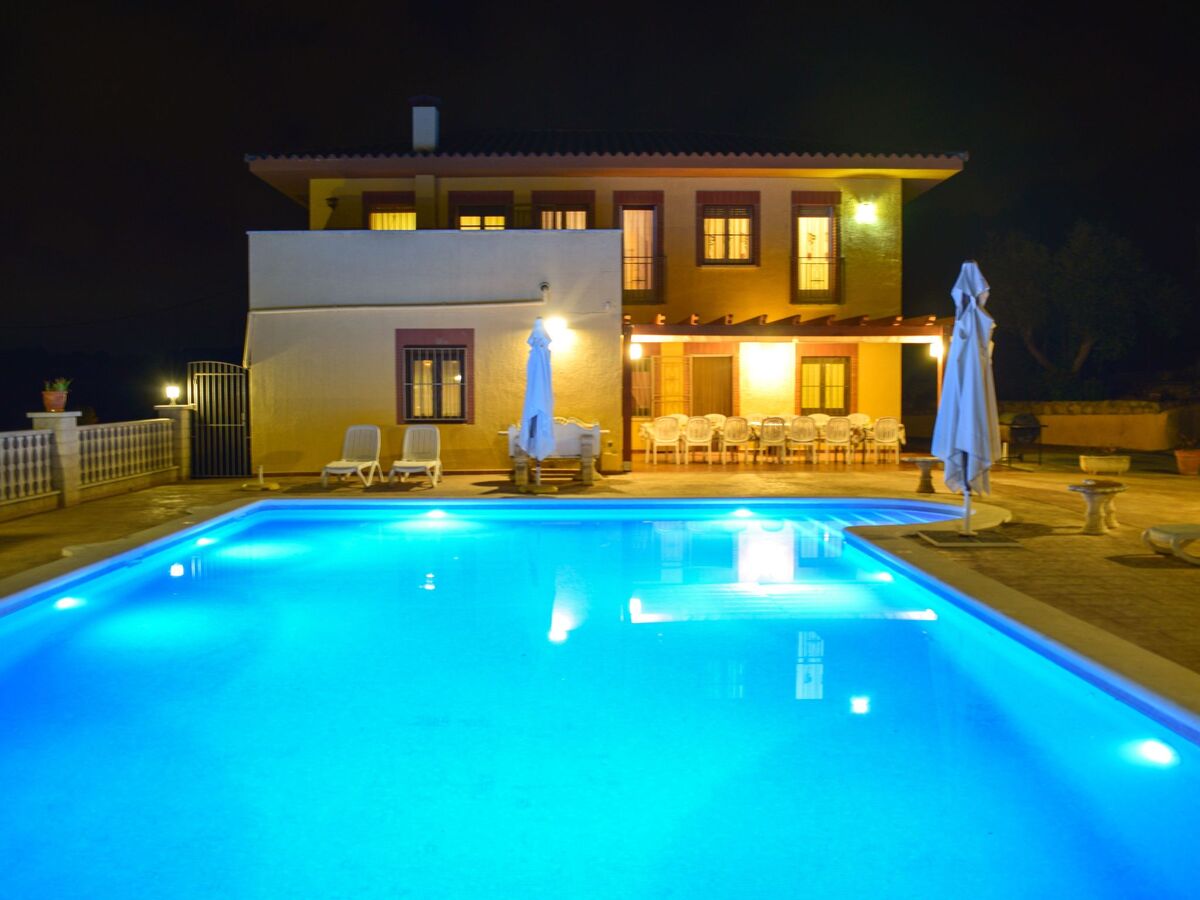 Maison 7 chambres avec piscine 12x7 m au parc naturel de Foix - Photo 42