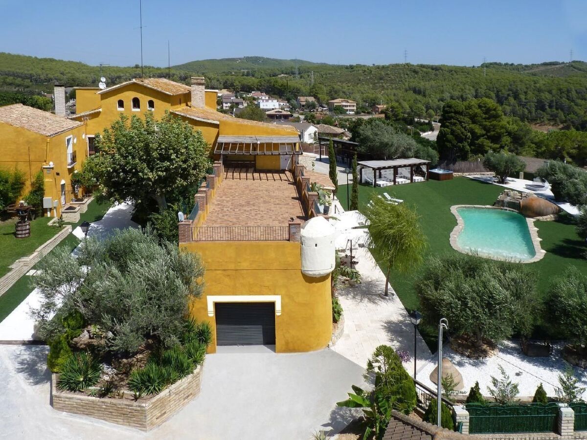 Masia Can Trabal : maison 26 pers., 9 ch., piscine privée - Photo 2