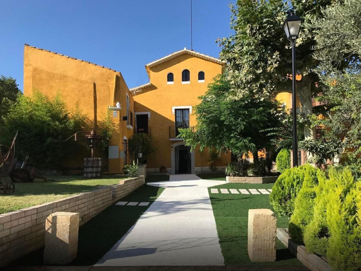 Masia Can Trabal : maison 26 pers., 9 ch., piscine privée - Photo 3