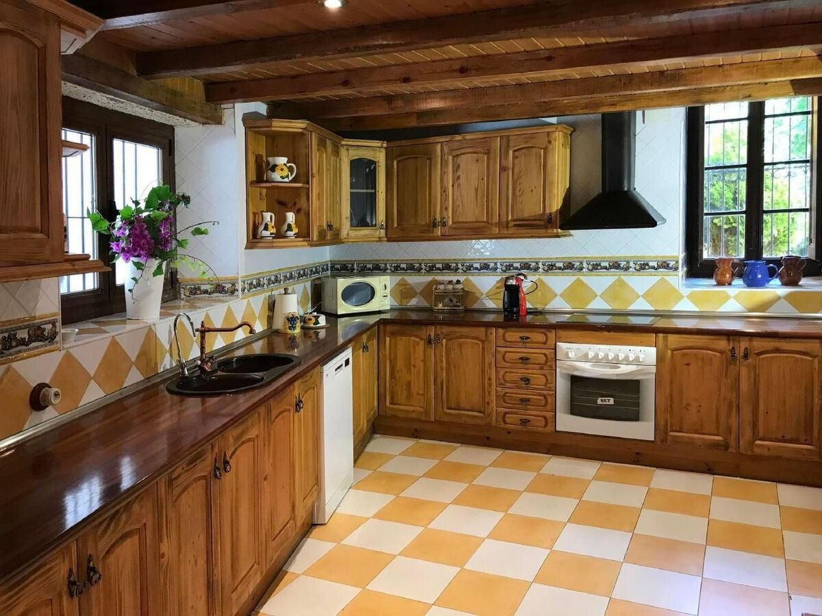 Masia Can Trabal : maison 26 pers., 9 ch., piscine privée - Photo 11