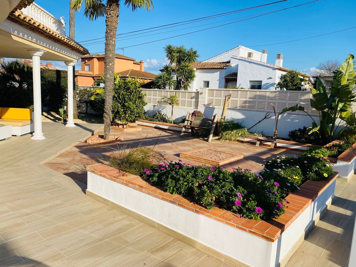 Villa Revoltes : maison 8 pers, piscine & terrasses panoramiques - Photo 10