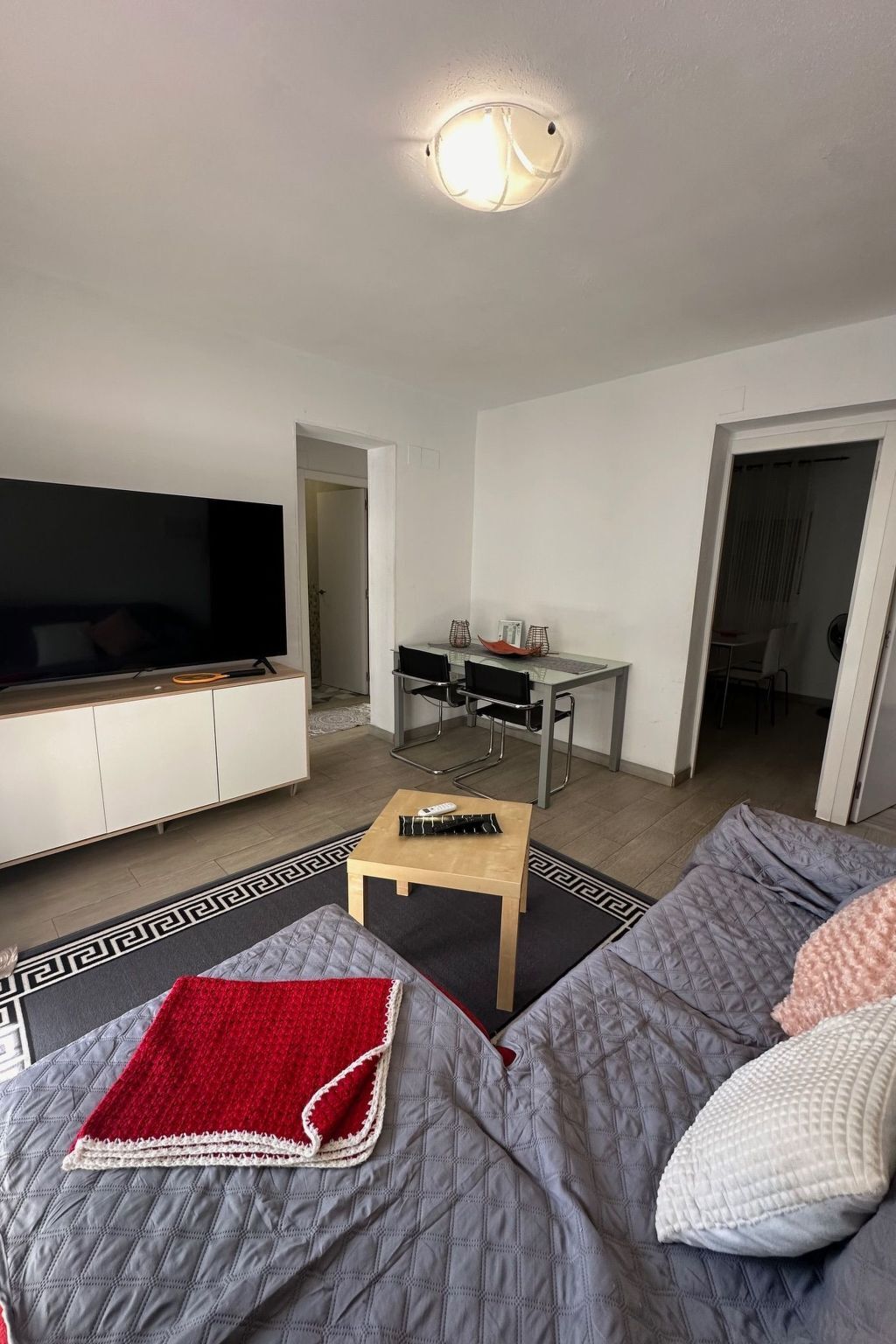 Appartement 3 chambres à Almassora, WiFi et clim inclus - Photo 4