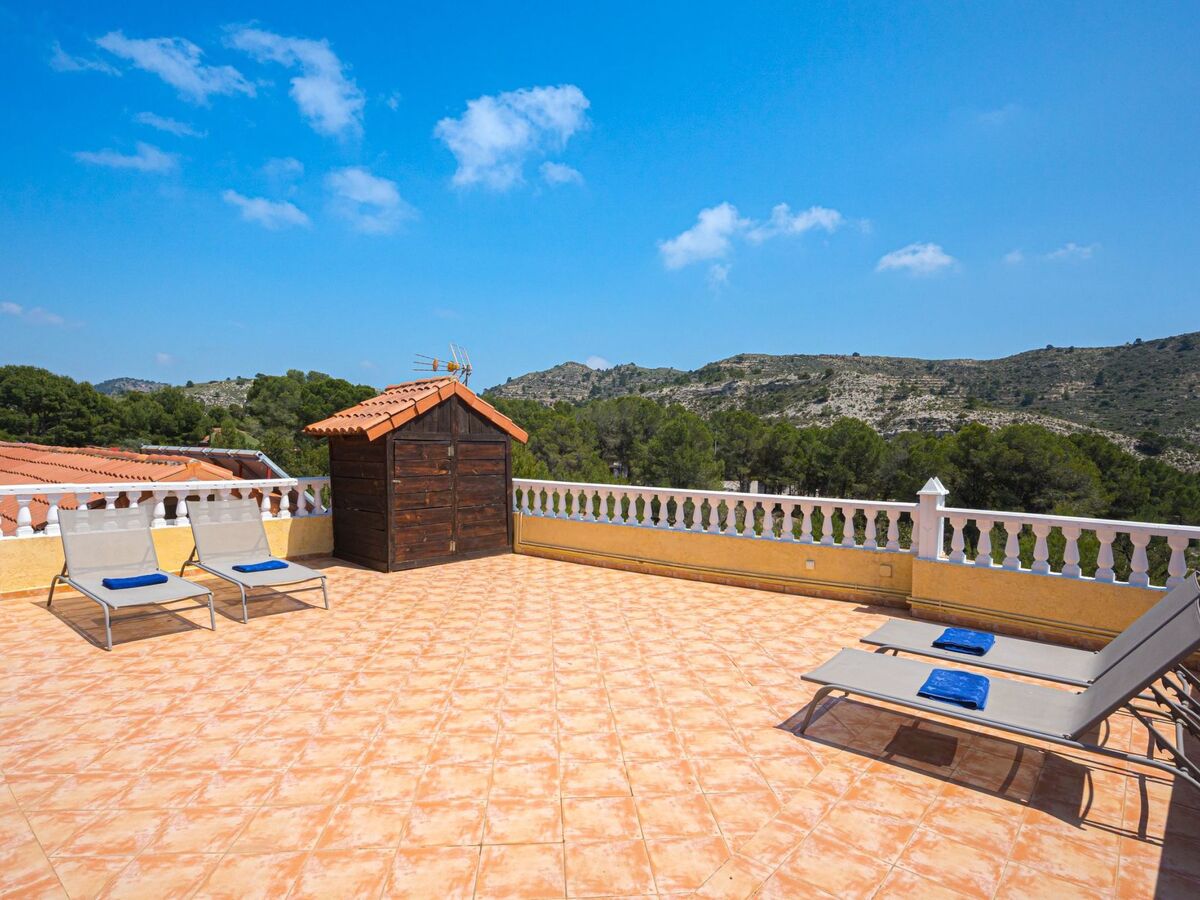 Finca Bilou – 5 chambres, piscine et jacuzzi privés à Aigües - Photo 23