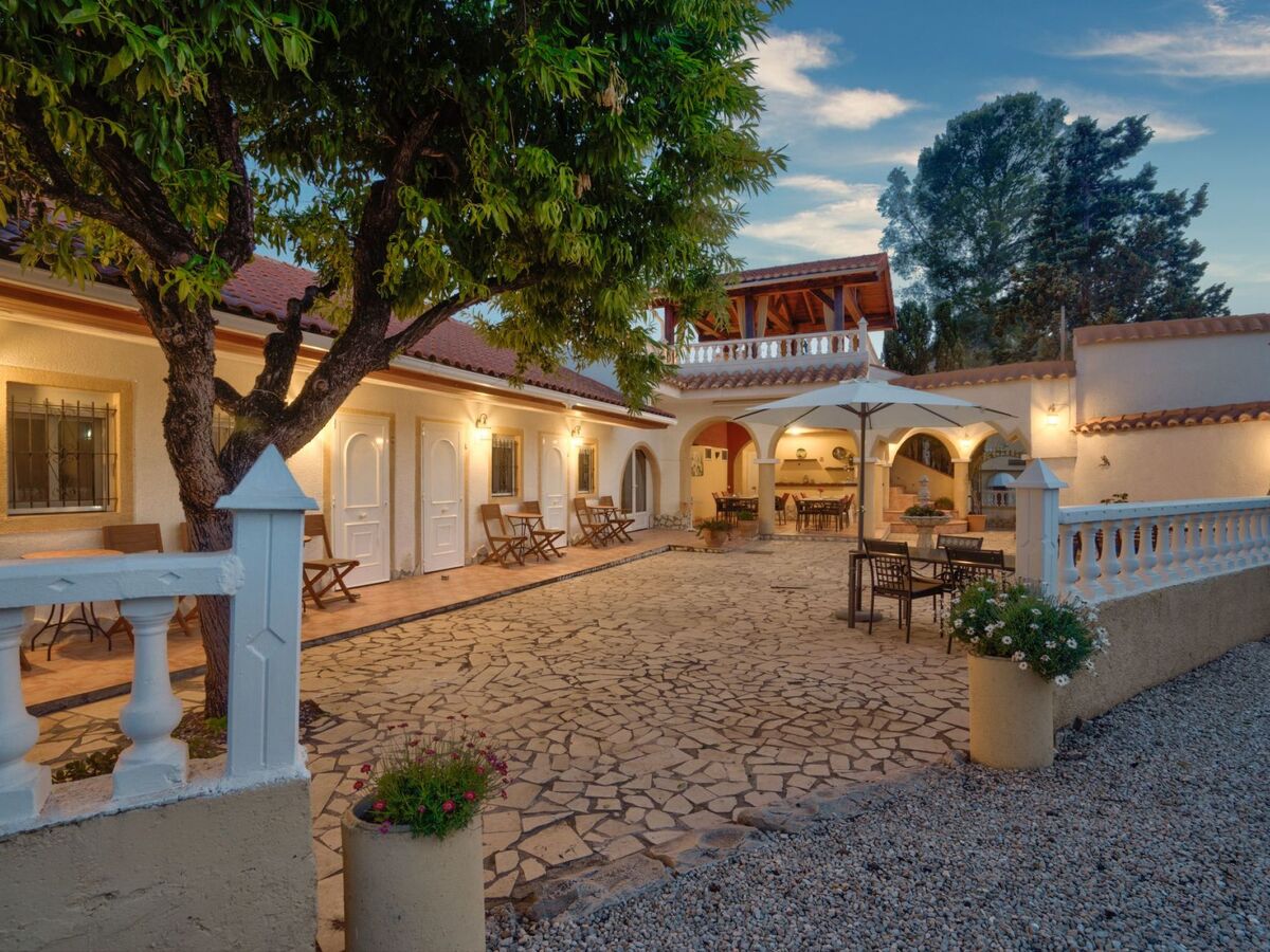 Finca Bilou – 5 chambres, piscine et jacuzzi privés à Aigües - Photo 31