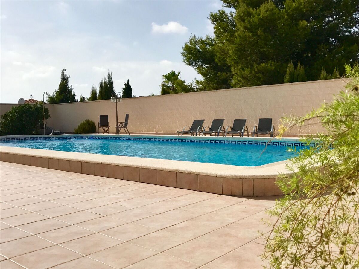 Casa Velazquez – Maison rénovée avec piscine 13x5 m à La Siesta - Photo 20