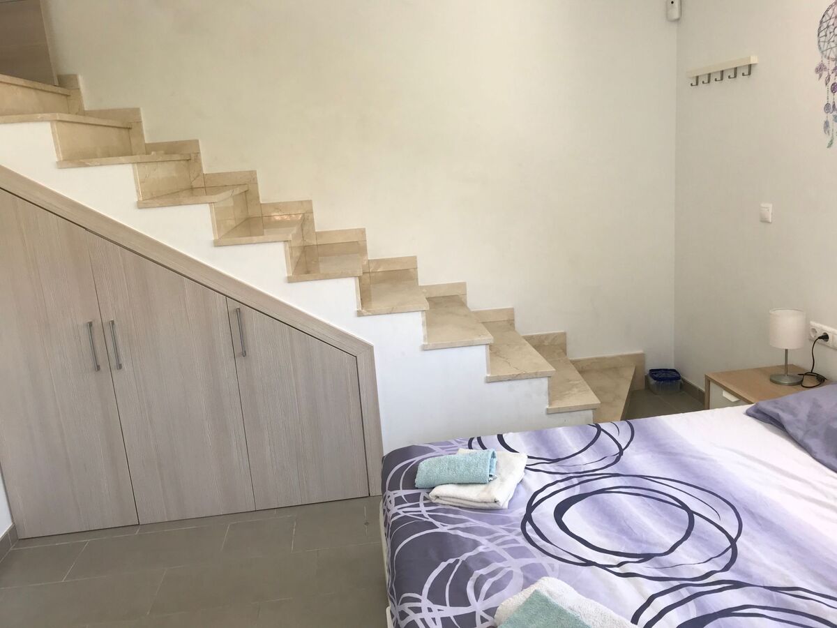 Casa Velazquez – Maison rénovée avec piscine 13x5 m à La Siesta - Photo 50