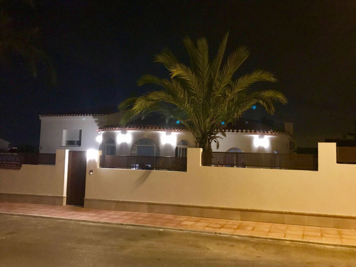 Casa Velazquez – Maison rénovée avec piscine 13x5 m à La Siesta - Photo 52