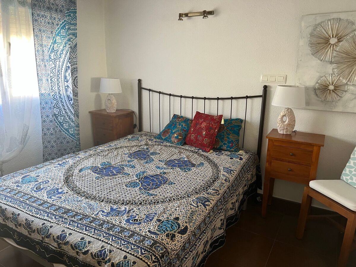 Maison plain-pied avec piscine 4×8 m à Calpe, jardin méditerranéen - Photo 33