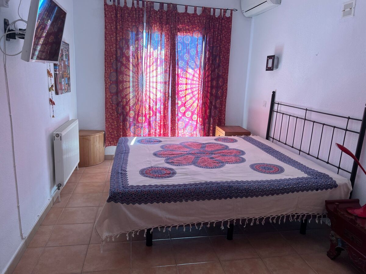 Maison plain-pied avec piscine 4×8 m à Calpe, jardin méditerranéen - Photo 34