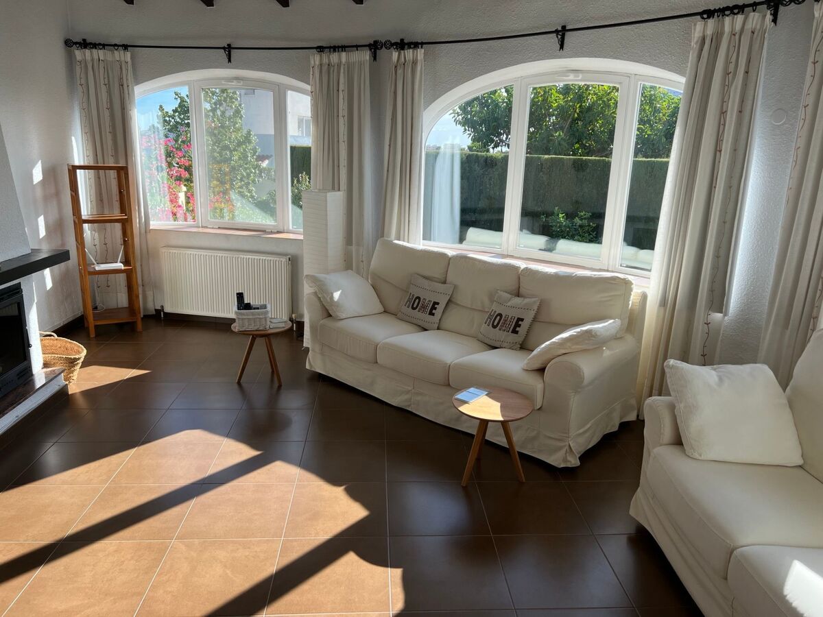 Maison plain-pied avec piscine 4×8 m à Calpe, jardin méditerranéen - Photo 37