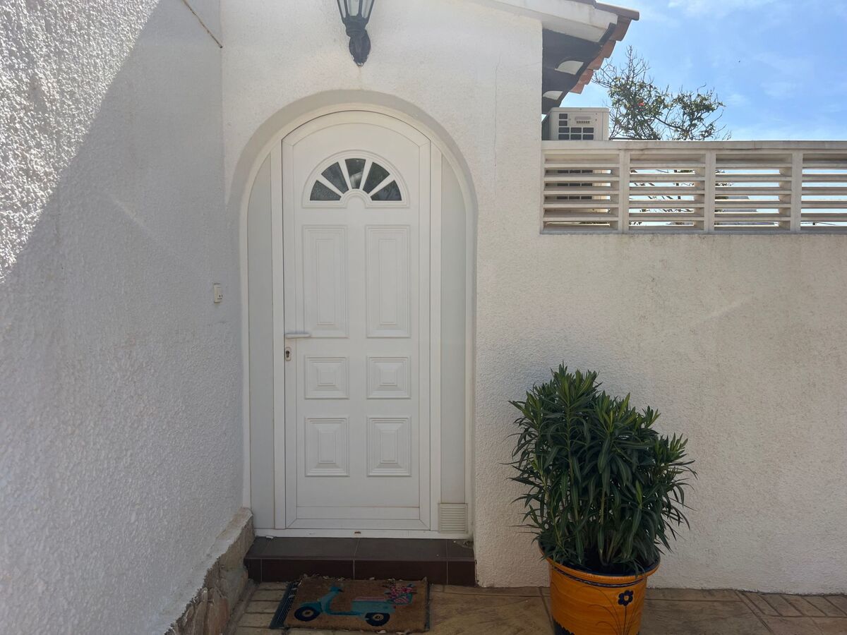 Maison plain-pied avec piscine 4×8 m à Calpe, jardin méditerranéen - Photo 60