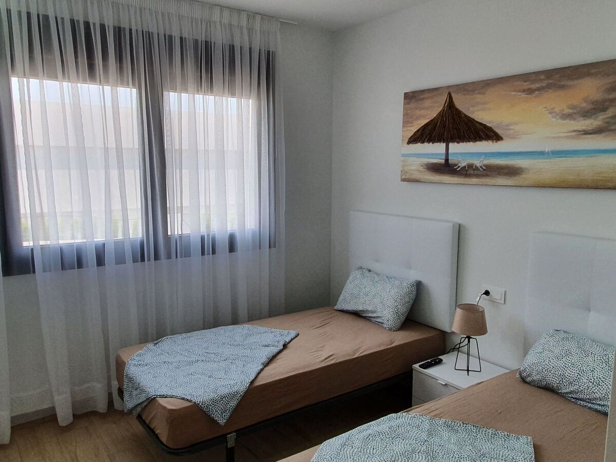 Penthouse Laguna Beach Resort, Torrevieja - Photo 20