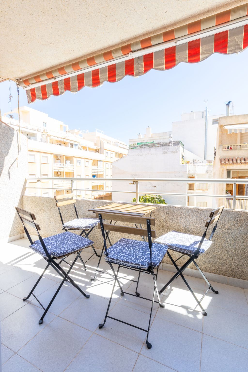 Appartement « Peter » avec balcon à Torrevieja - Photo 15