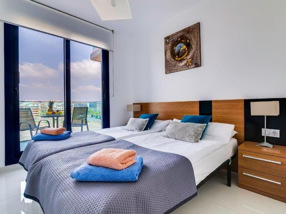 Appartement Sea Senses à Torrevieja, vue mer et piscine - Photo 13