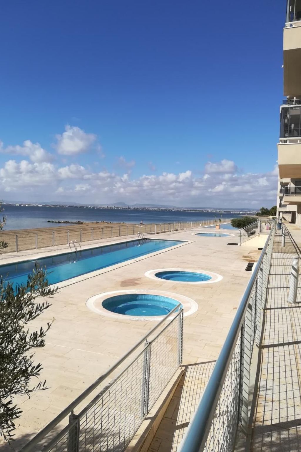 Appartement La Manga Beach Club, vue mer et accès piscines - Photo 3