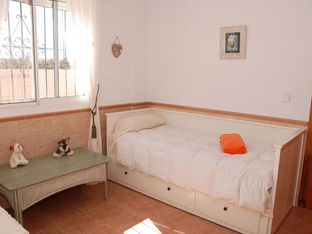 Maison 4 chambres à El Carmoli, piscine et toit-terrasse à 200 m de la plage - Photo 19