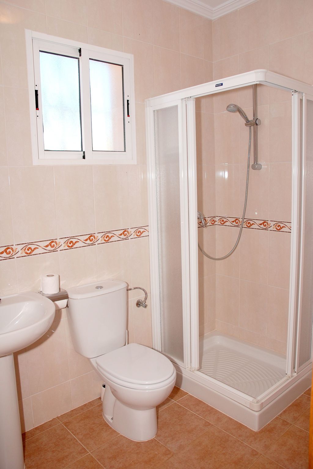 Maison 4 chambres à El Carmoli, piscine et toit-terrasse à 200 m de la plage - Photo 28