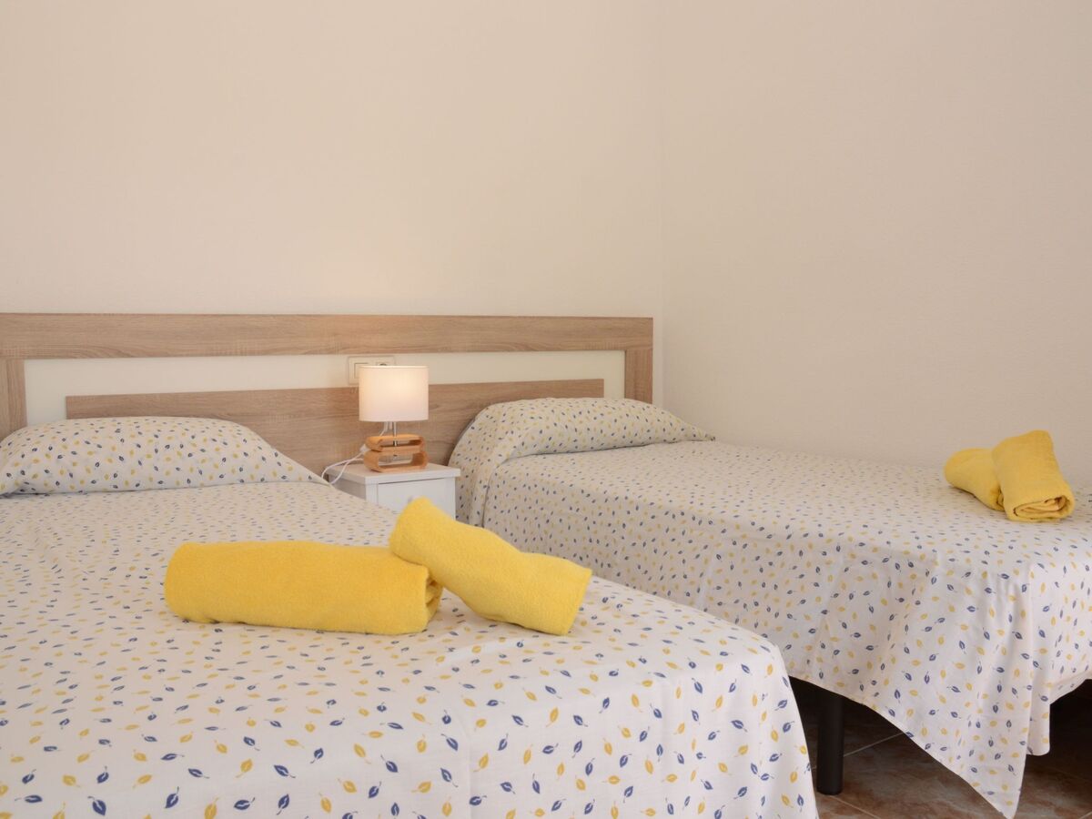 Maison Olivos 8 – plage à 300 m, jardin et terrasse privés - Photo 12