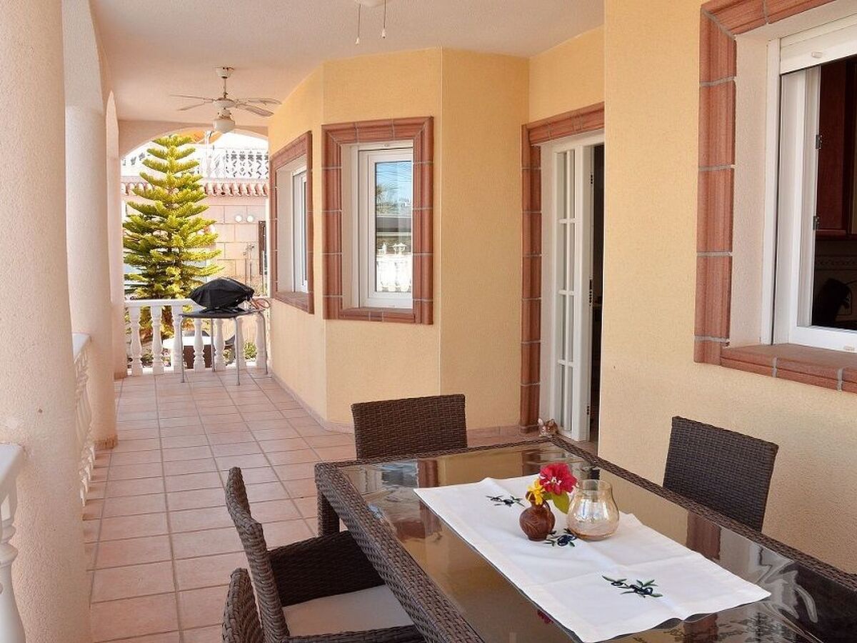 Maison avec piscine privée à 100 m de la plage, El Carmoli - Photo 11
