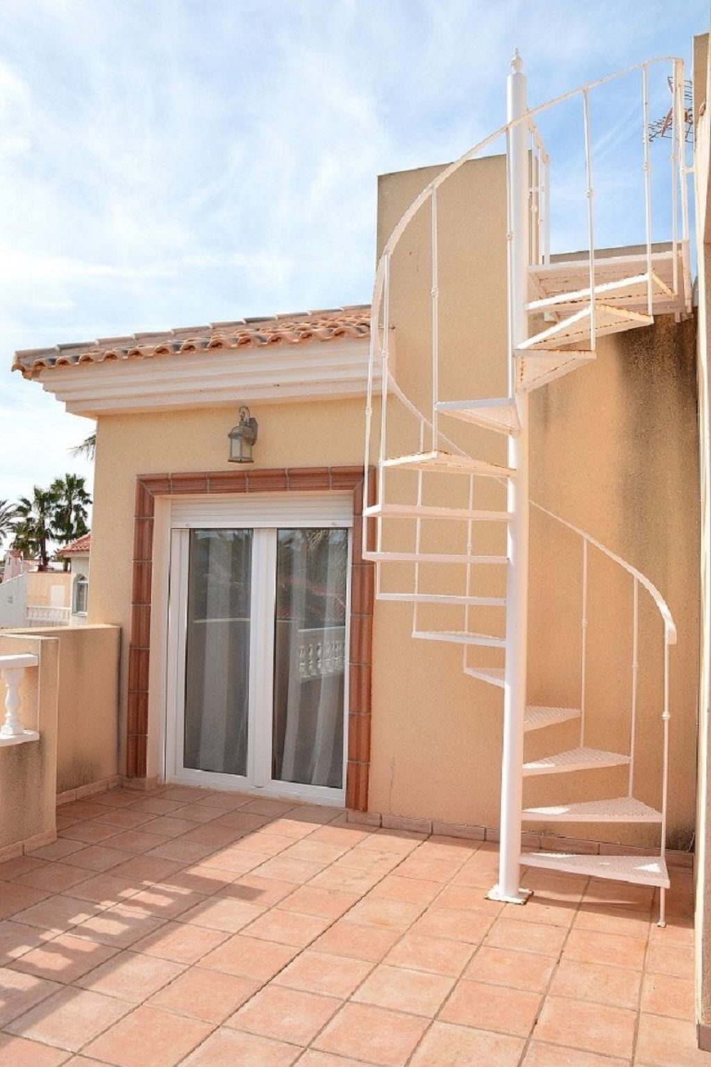 Maison avec piscine privée à 100 m de la plage, El Carmoli - Photo 39