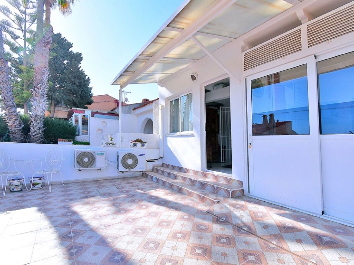 Maison de plain-pied à El Carmoli, plage à 200 m - Photo 2