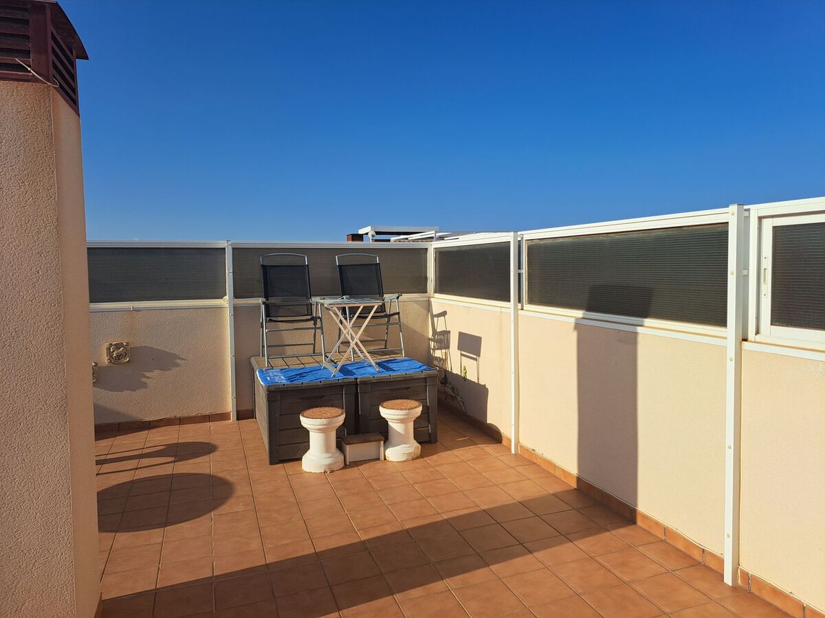 Appartement 3ème étage avec grande terrasse sur toit, Punta Prima - Photo 25