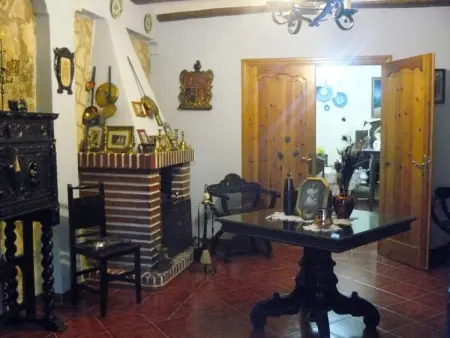 Torre de Campos, maison du XVIIIe à Ainzón avec piscine privée : photo 7