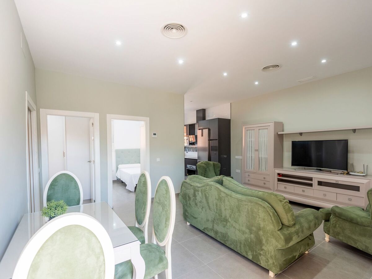 Appartement Torero II – Marchena, piscine communale - Photo 3