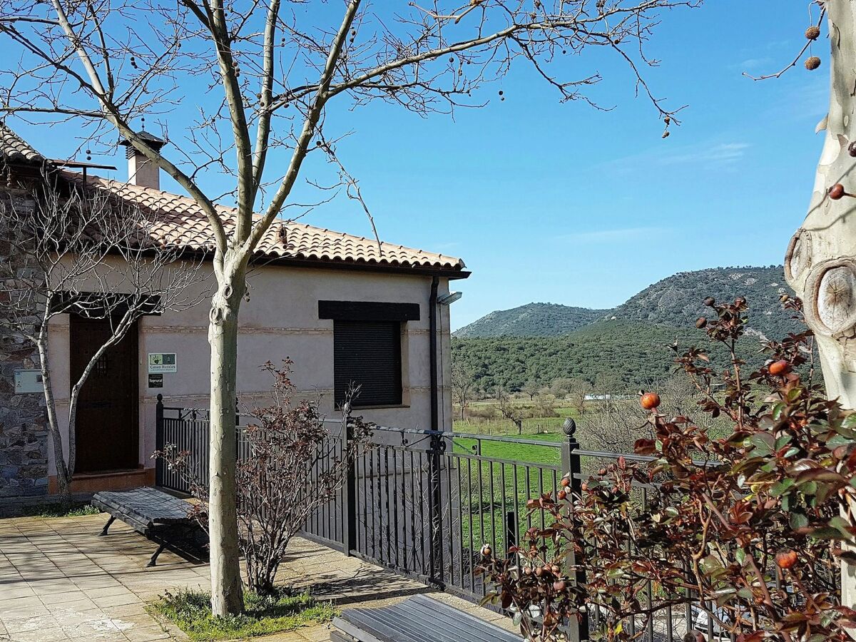 Maison 6 pers. avec piscine privée à Navas de Estena - Photo 1